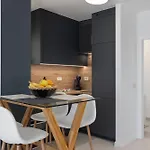 Apartment Desamani 975