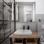 Apartment Desamani 975