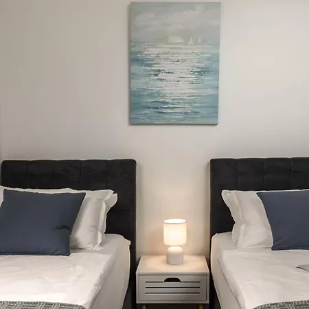 Desamani 975 Kostrena