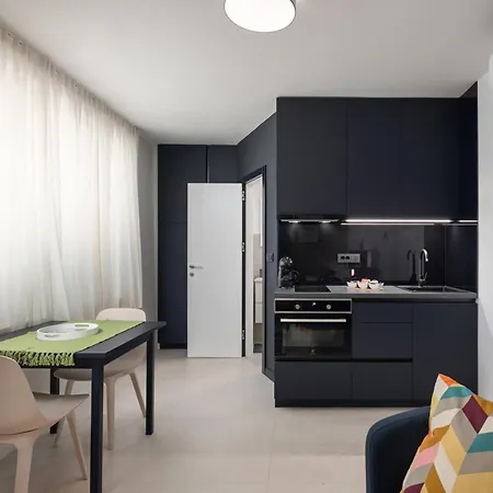 Apartment Desamani 975