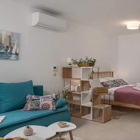 Desamani 975 Apartman