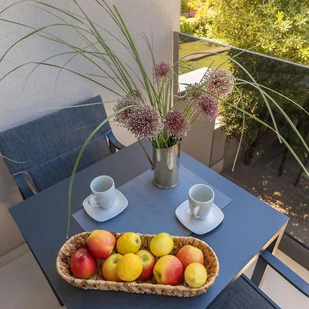 Desamani 975 Apartman