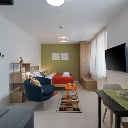 Desamani 975 Apartman