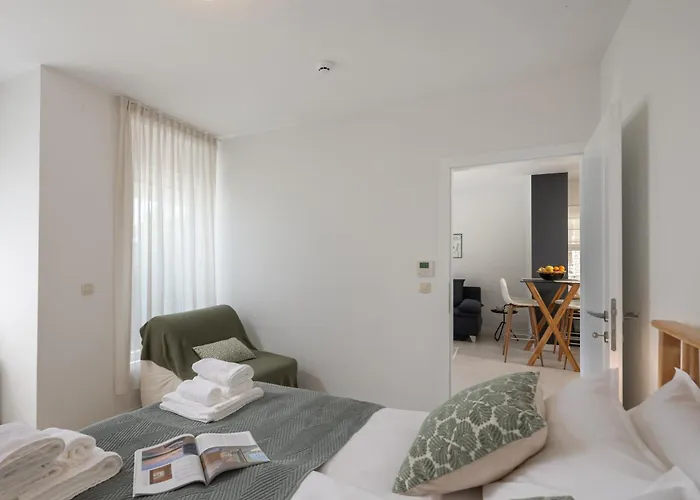 Desamani 975 Kostrena