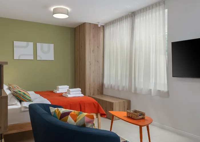 Desamani 975 Apartman *